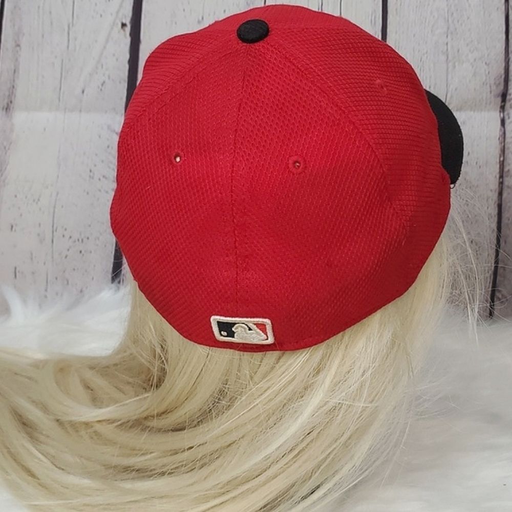 MLB Ohio Cincinnati Reds Red Baseball 59Fifty Size 7 New Era Fitted Baseball Hat - Picture 8 of 17
